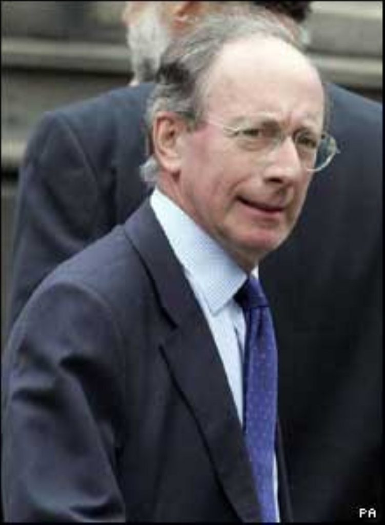 Rifkind steps down