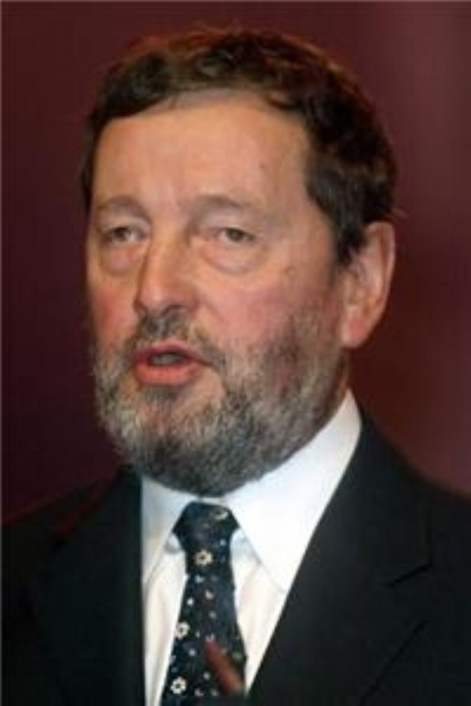 Blunkett to push for data retention