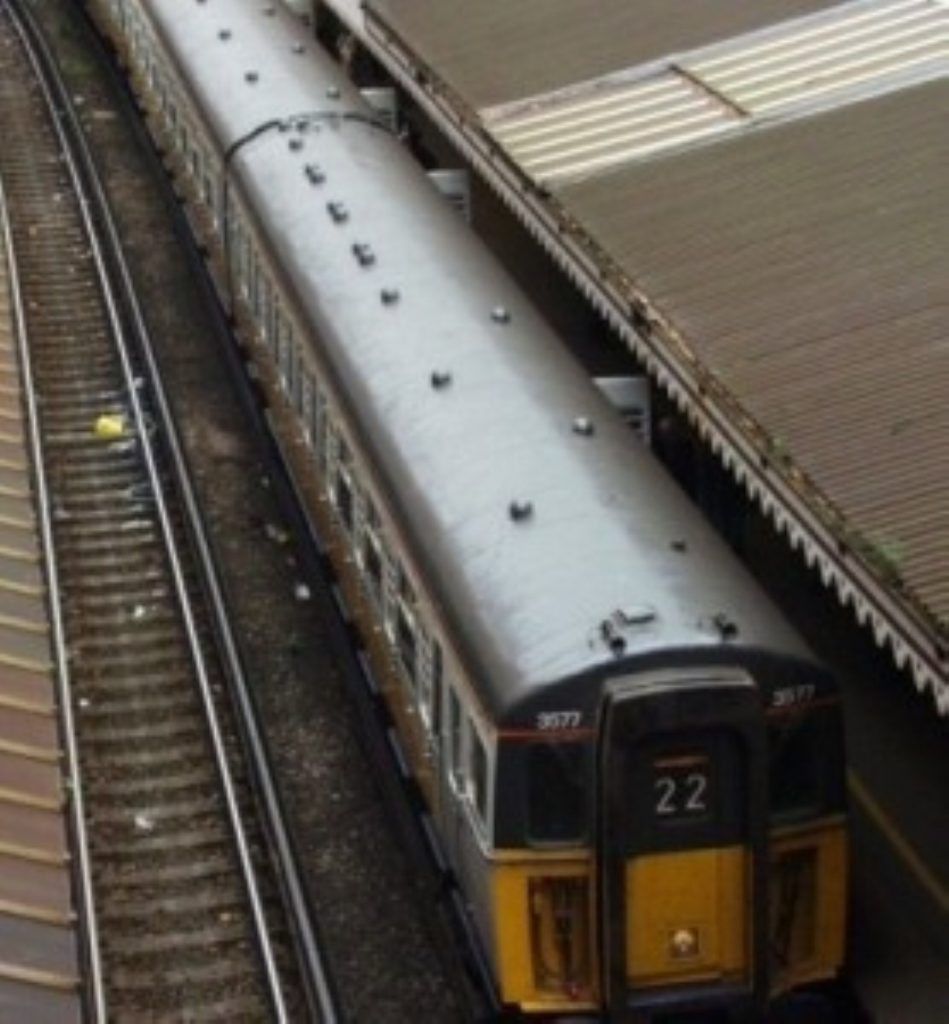 Aslef threatens strike action