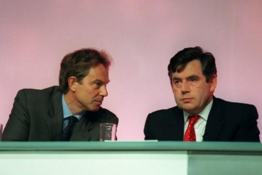 Tony Blair and Gordon Brown reportedly agree to restore earnings link to pensions