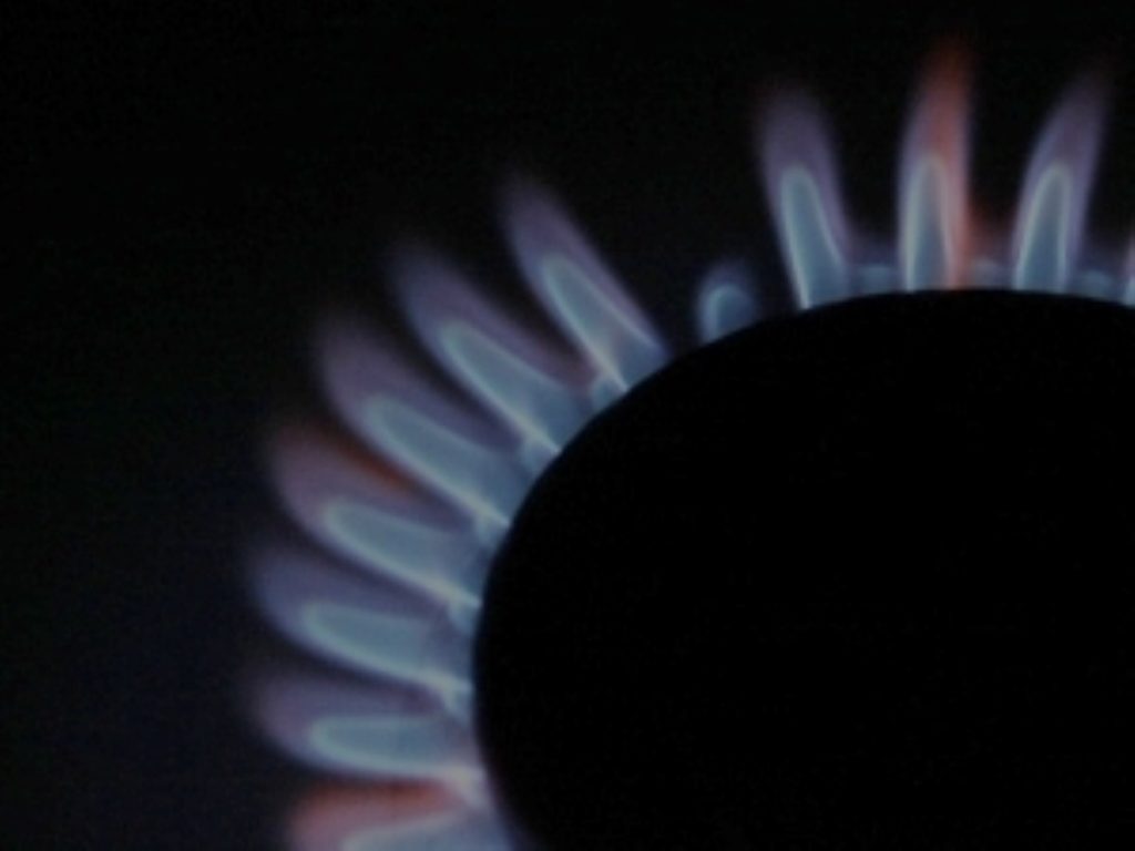 Government turns the heat up on energy prices