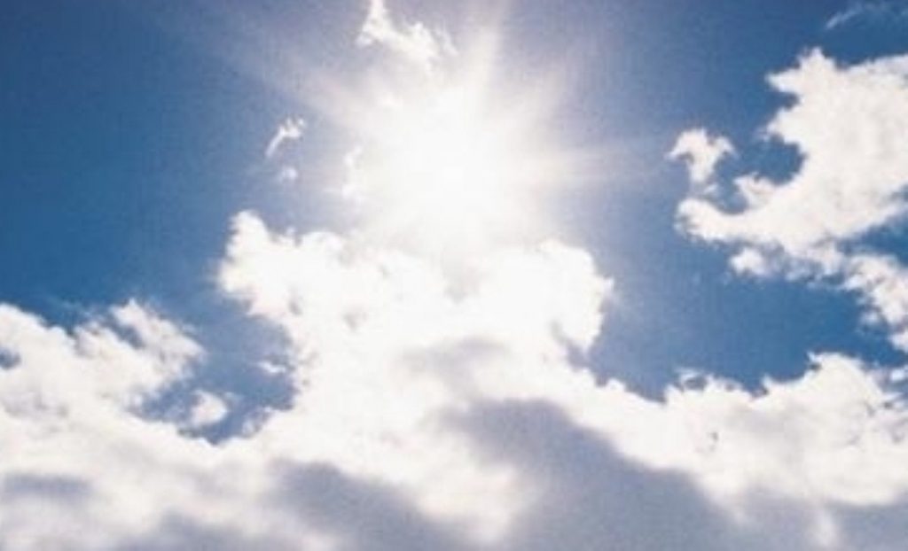 Clouds threaten the sunshine on the last bank holiday before polling day